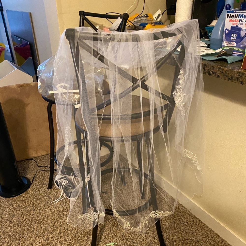 Wedding veil with Silver Embellishments-NWT